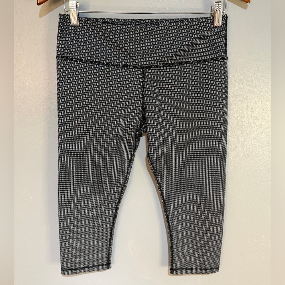 GLYDER ATHLETIC CAPRI’S SZ S